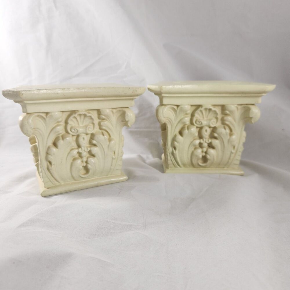 Two Vtg 5" Wall Corbels Chalkware Plaster Ornate Acanthus Shelf Bracket Hanging